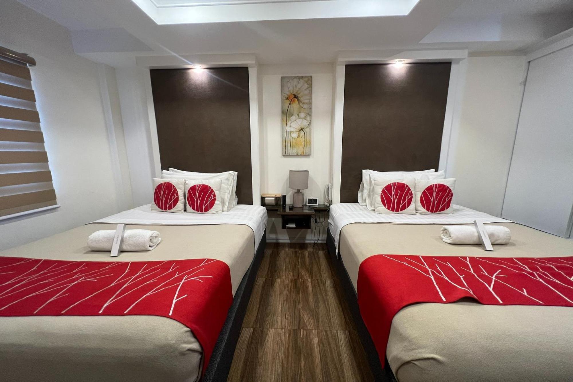Khotel Near T3 Airport Пасай Екстериор снимка