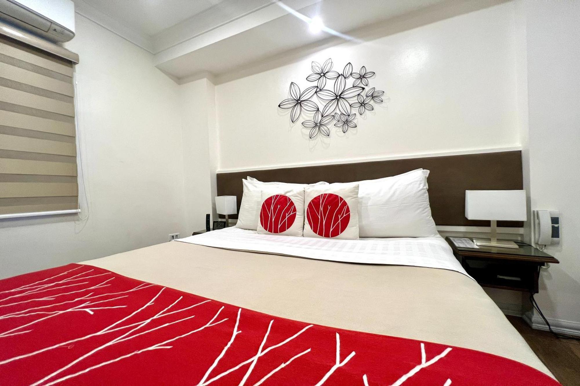 Khotel Near T3 Airport Пасай Екстериор снимка