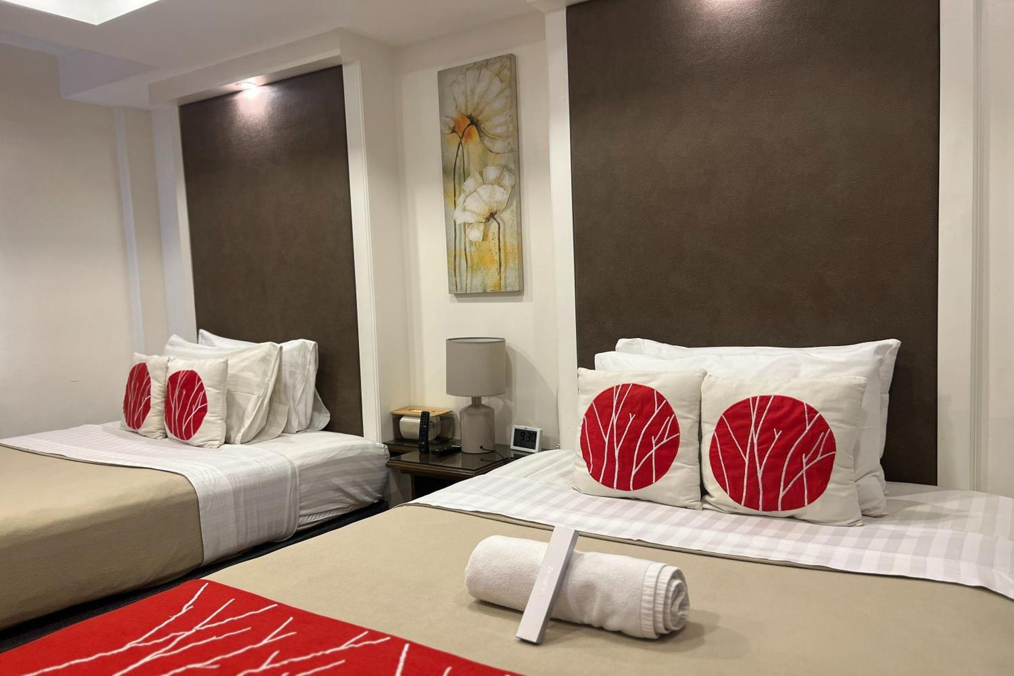 Khotel Near T3 Airport Пасай Екстериор снимка